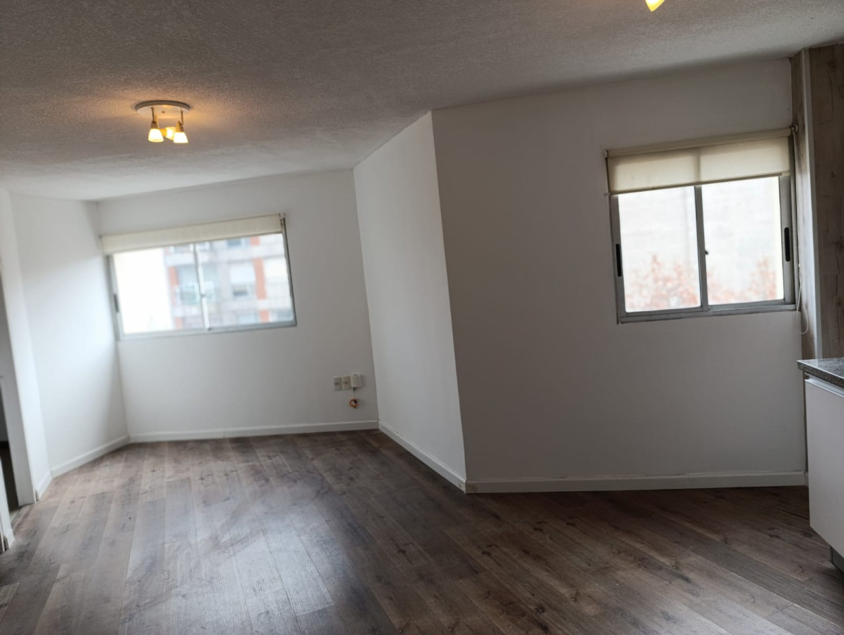 Apartamento ID.5192 - Alquiler Apartamento 1 Dormitorio Punta Carretas con cochera