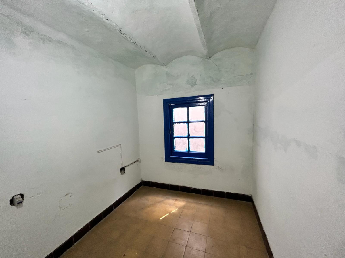 Apartamento ID.2844 - Alquiler Apartamento 4 Dormitorios Centro
