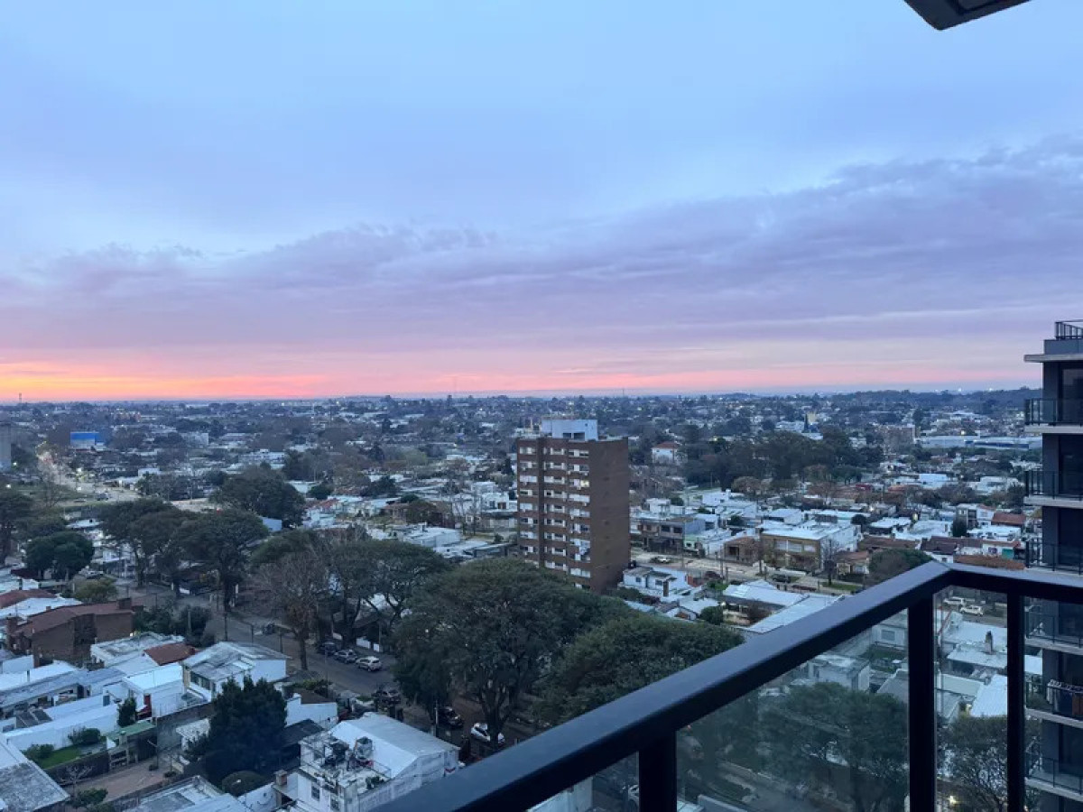 Apartamento ID.6077 - Alquiler Apartamento Amoblado 1 Dormitorio Malvin con balcon