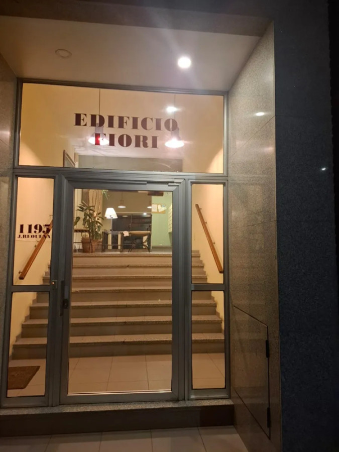 Apartamento ID.4828 - Alquiler Apartamento 2 Dormitorios Cordón con Balcón