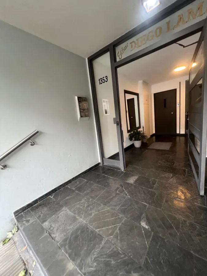 Apartamento ID.5812 - Alquiler Apartamento 2 Dormitorios Pocitos