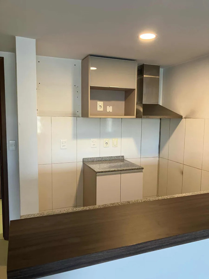 Apartamento ID.4789 - Alquiler Apartamento 2 Dormitorios Centro con balcón y garaje