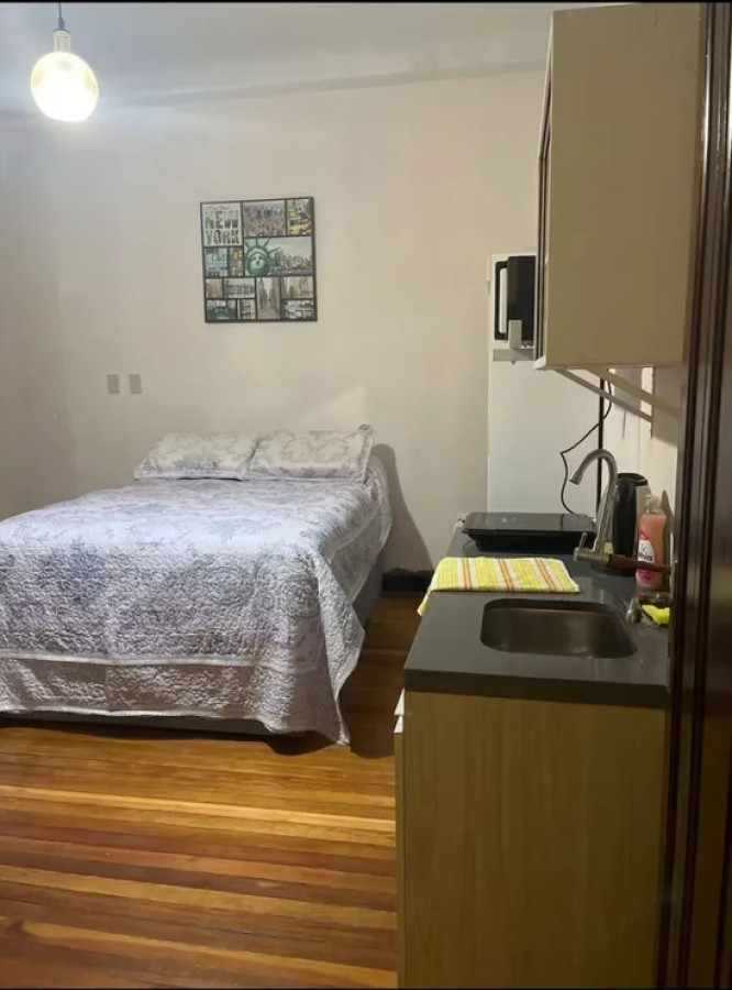 Apartamento ID.4905 - Alquiler Monoambiente opción Amoblado Centro con balcón