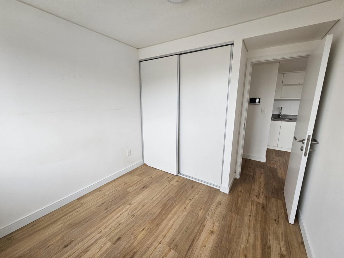 Apartamento ID.6859 - Venta Apartamento 1 Dormitorio Malvin con balcon 