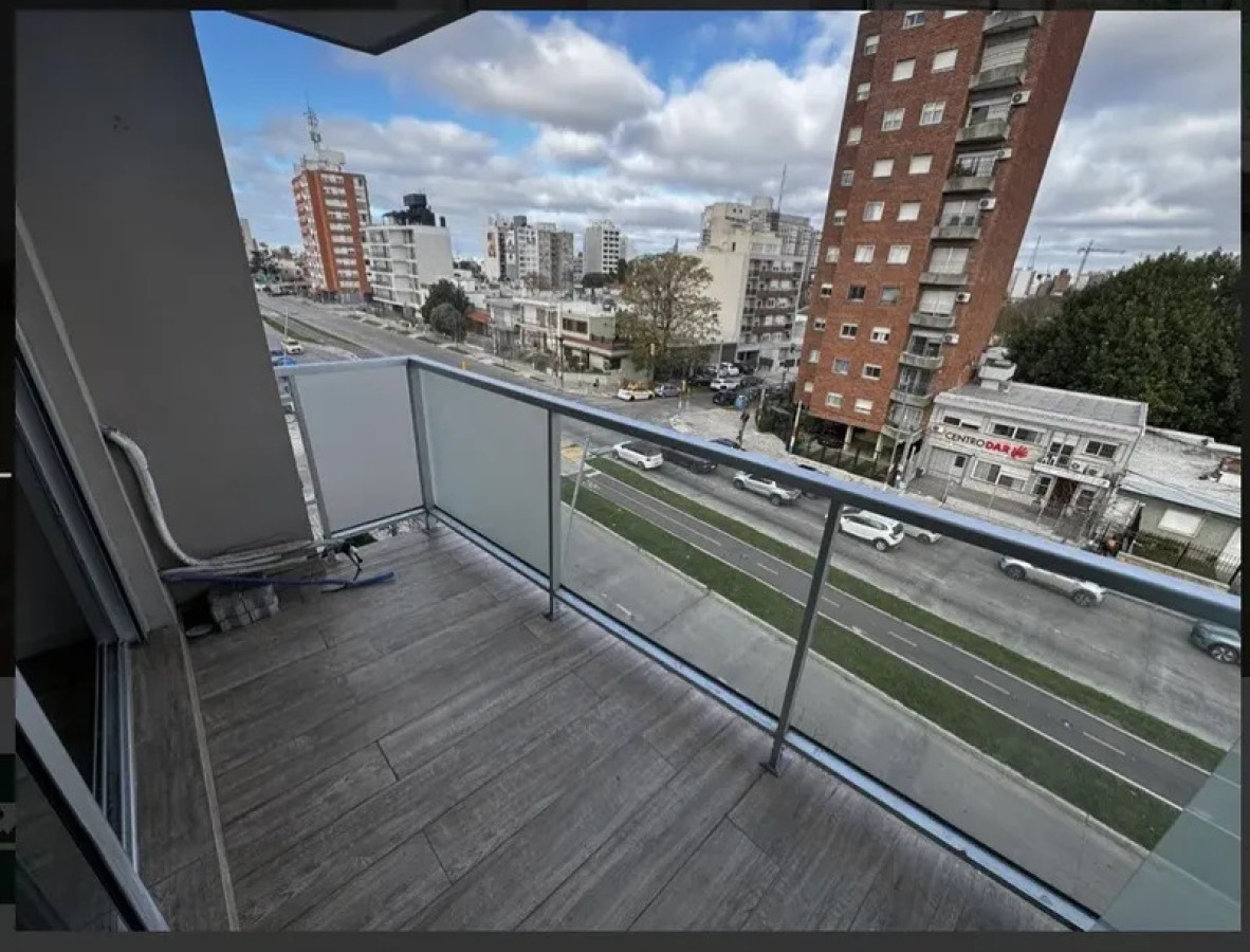 Apartamento ID.6620 - Alquiler Apartamento 1 Dormitorio La Blanqueado con balcon