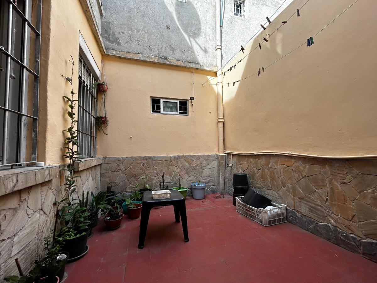 Apartamento ID.5287 - Venta Apartamento 1 Dormitorio Barrio Sur con Patio