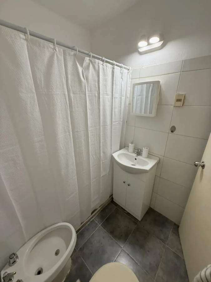 Apartamento ID.6245 - Alquiler Apartamento Monoambiente Centro 