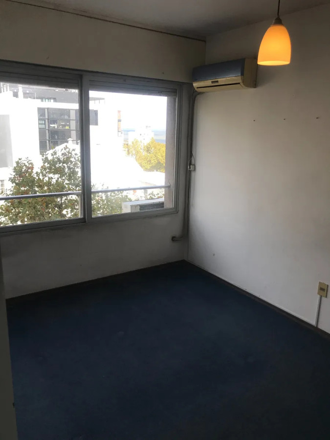 Apartamento ID.4980 - Alquiler Apartamento 1 Dormitorio Centro con cochera