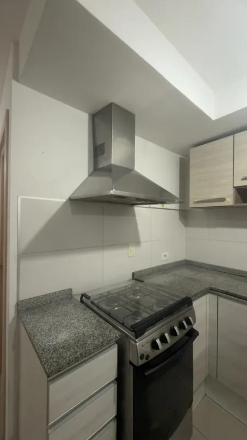 Apartamento ID.6184 - Alquiler Apartamento Monoambiente Pocitos con balcon 
