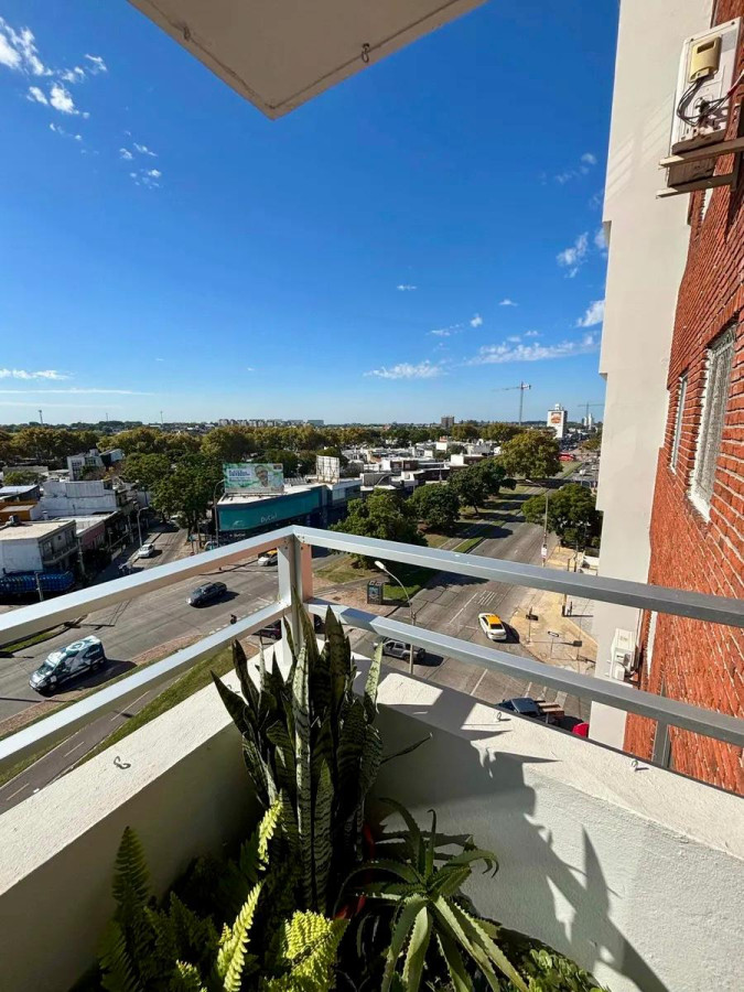 Apartamento ID.4652 - Alquiler Apartamento 2 Dormitorios Buceo con balcon y cochera