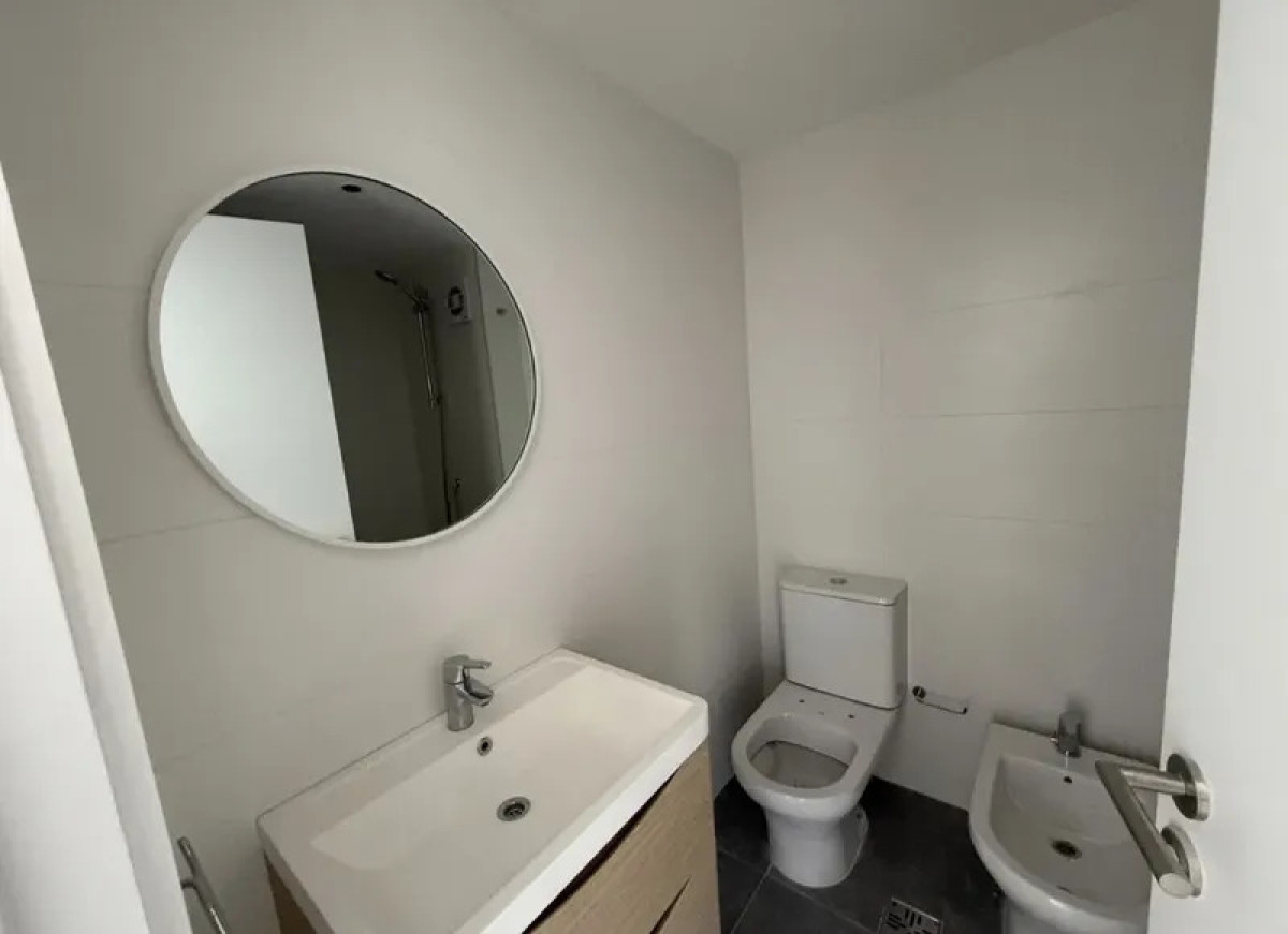Apartamento ID.6666 - Traspaso Alquiler Apartamento 1 Dormitorio Malvin con balcon