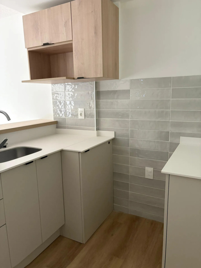 Apartamento ID.5556 - Alquiler Apartamento 1 Dormitorio La Blanqueada con balcon