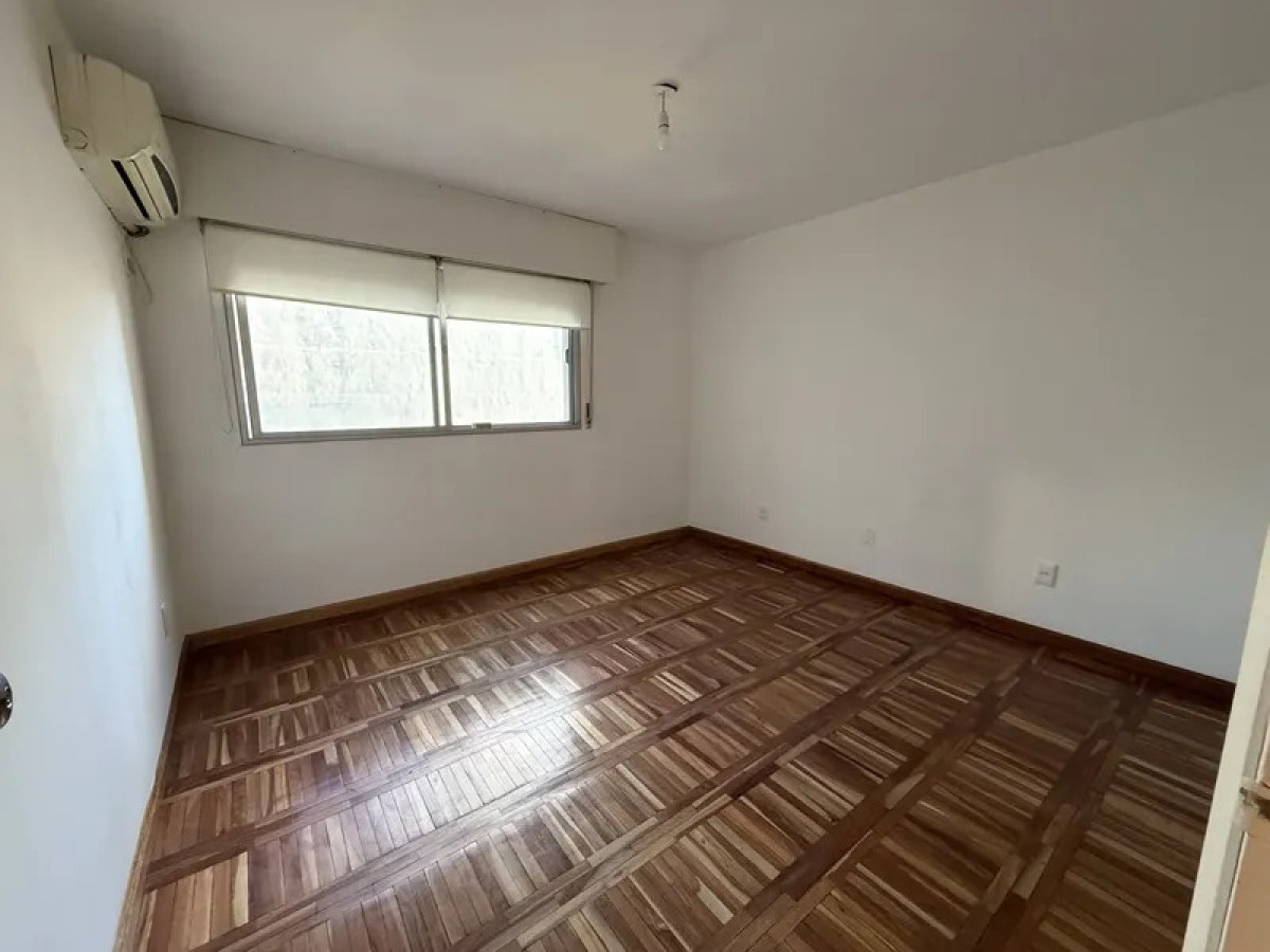 Apartamento ID.6690 - Alquiler Apartamento 1 Dormitorio Pocitos con balcon 