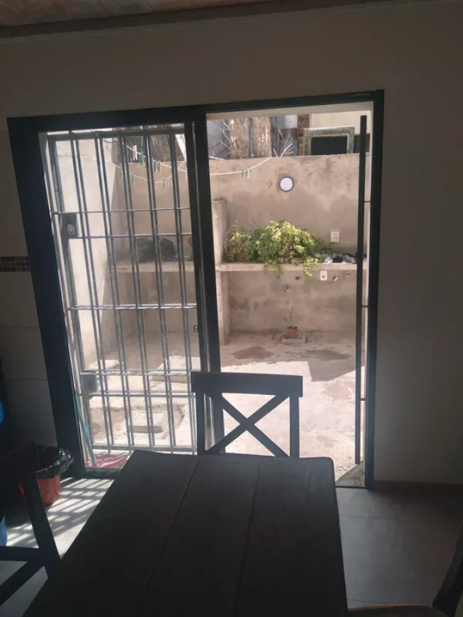 Apartamento ID.6226 - Alquiler Apartamento 1 Dormitorio Ciudad Vieja con patio