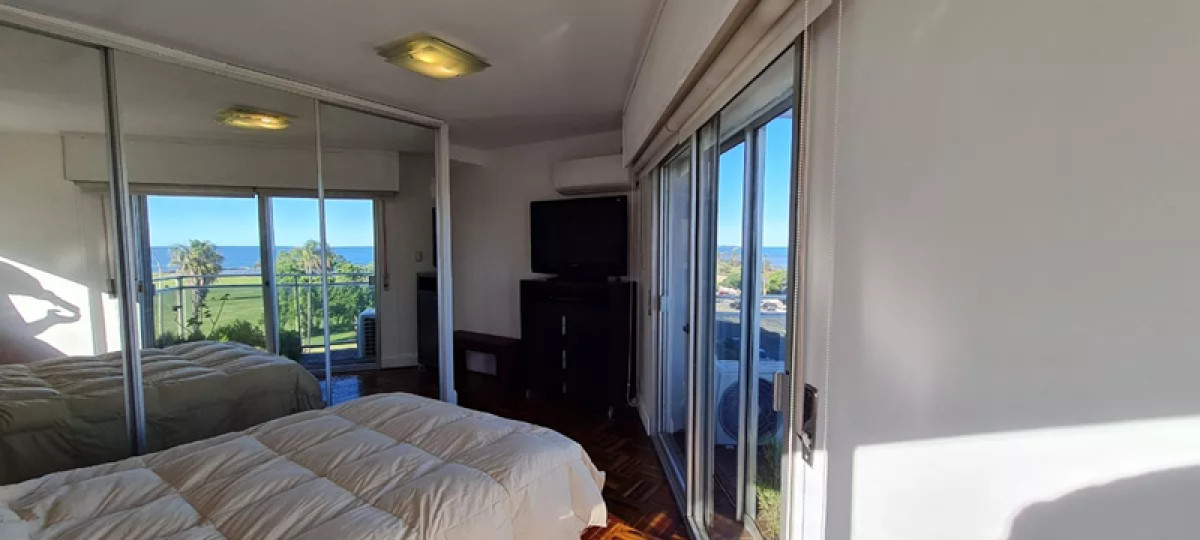 Apartamento ID.4362 - Alquiler Apartamento Amueblado 4 Dormitorios Punta Carretas