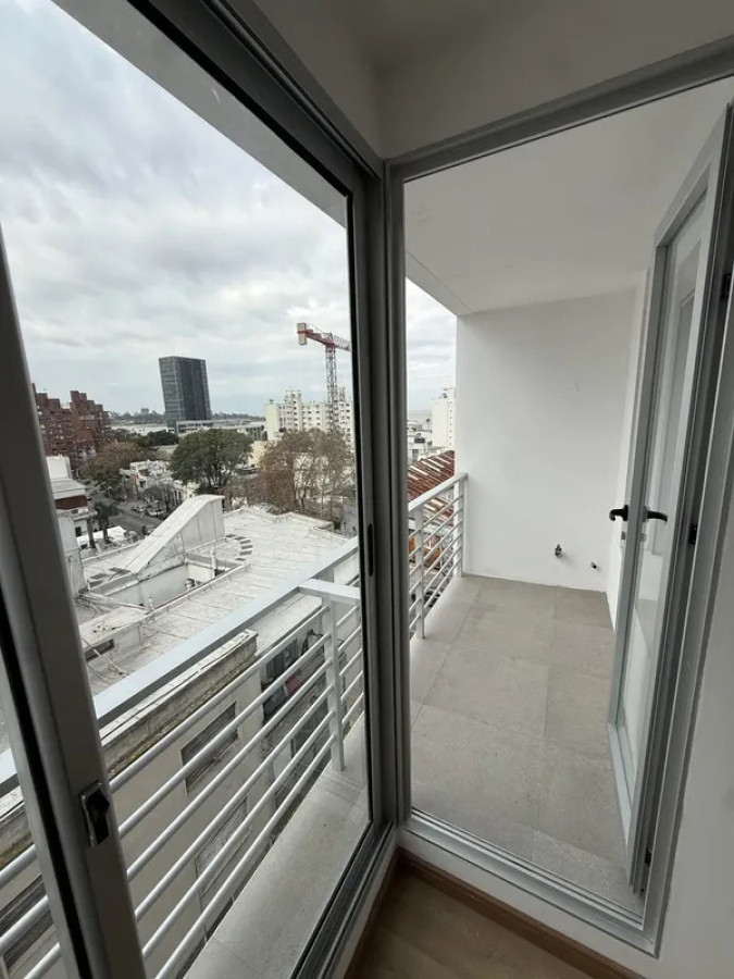 Apartamento ID.6714 - Alquiler Apartamento 1 Dormitorio Barrio Sur con garaje