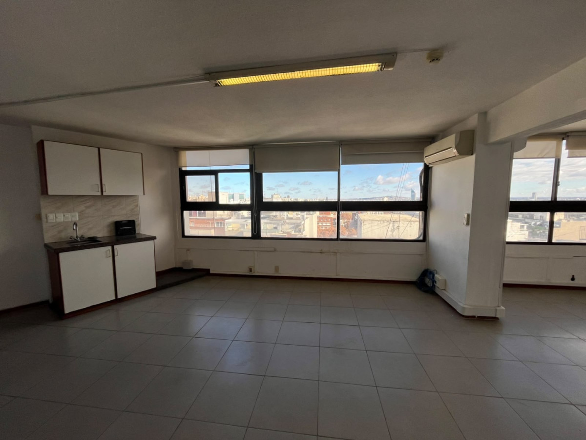 Apartamento ID.6580 - Venta con Renta Apartamento 1 Dormitorio Tres Cruces Cochera