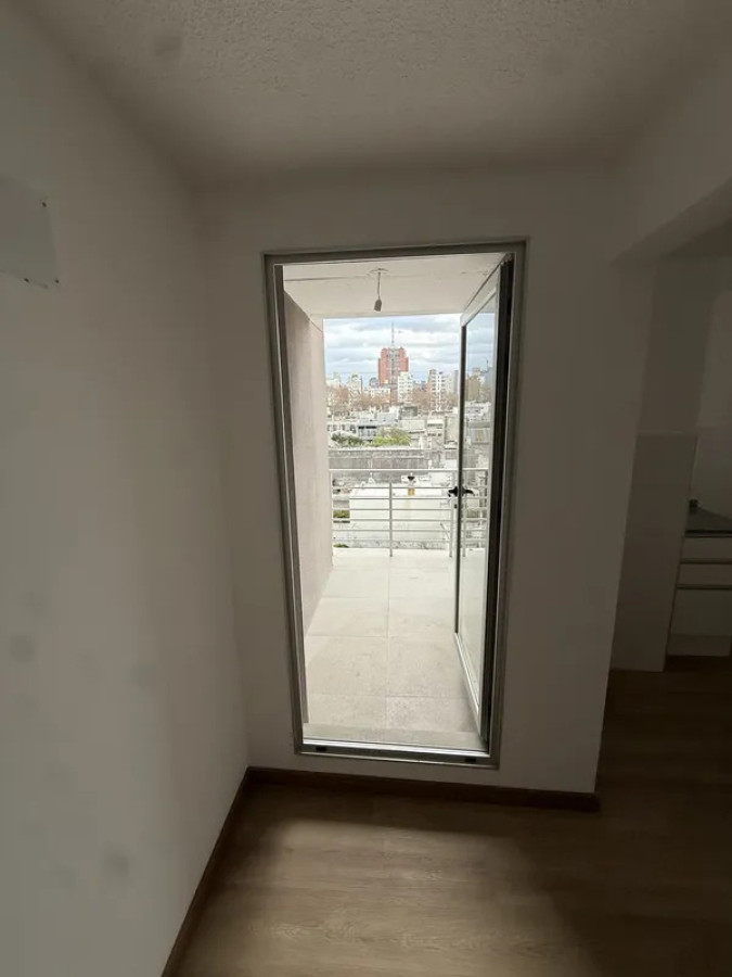 Apartamento ID.6714 - Alquiler Apartamento 1 Dormitorio Barrio Sur con garaje