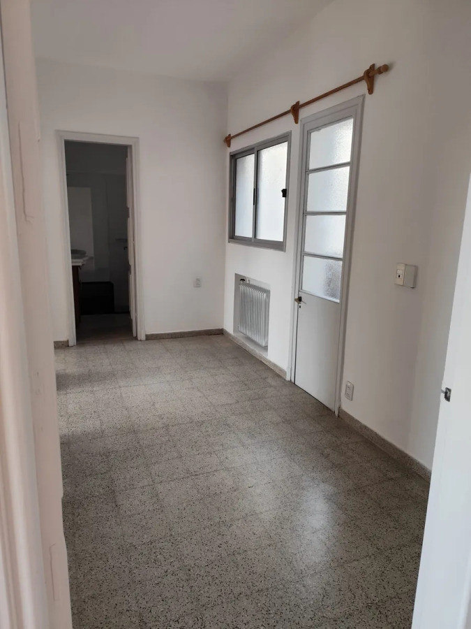 Apartamento ID.5383 - Alquiler o Venta Apartamento 2 Dormitorios Ciudad Vieja