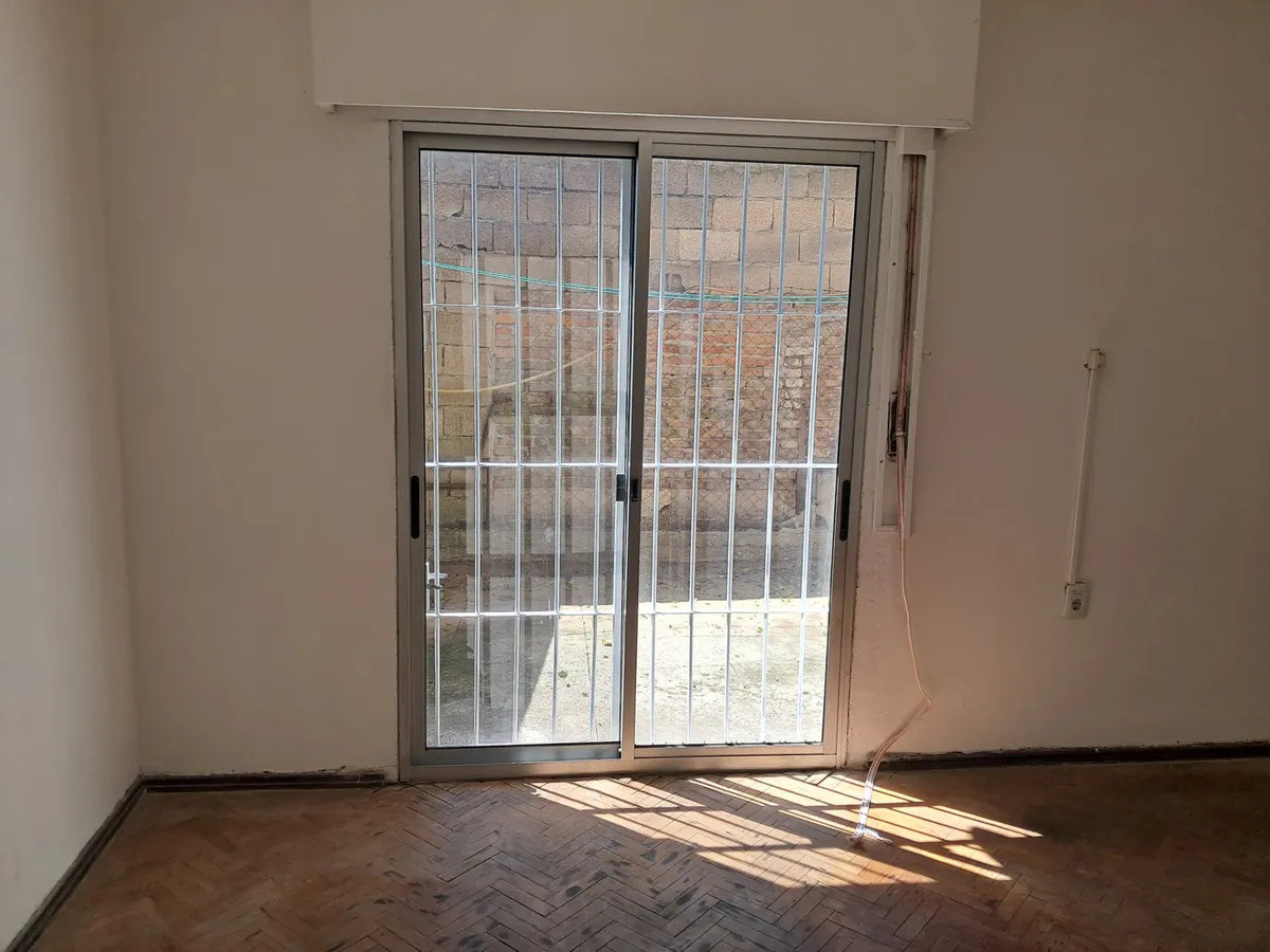 Apartamento ID.5349 - Alquiler Apartamento 1 Dormitorio Belvedere con patio 
