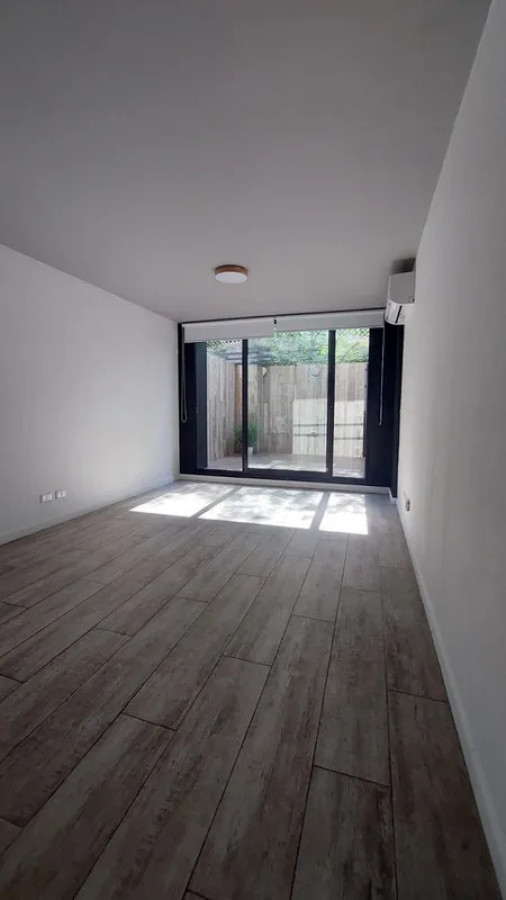 Apartamento ID.5943 - Alquiler Apartamento Monoambiente Punta Carretas con cochera