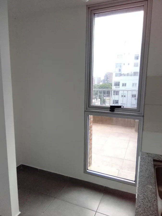 Apartamento ID.5703 - Alquiler Apartamento 1 Dormitorio La Blanqueada con terraz