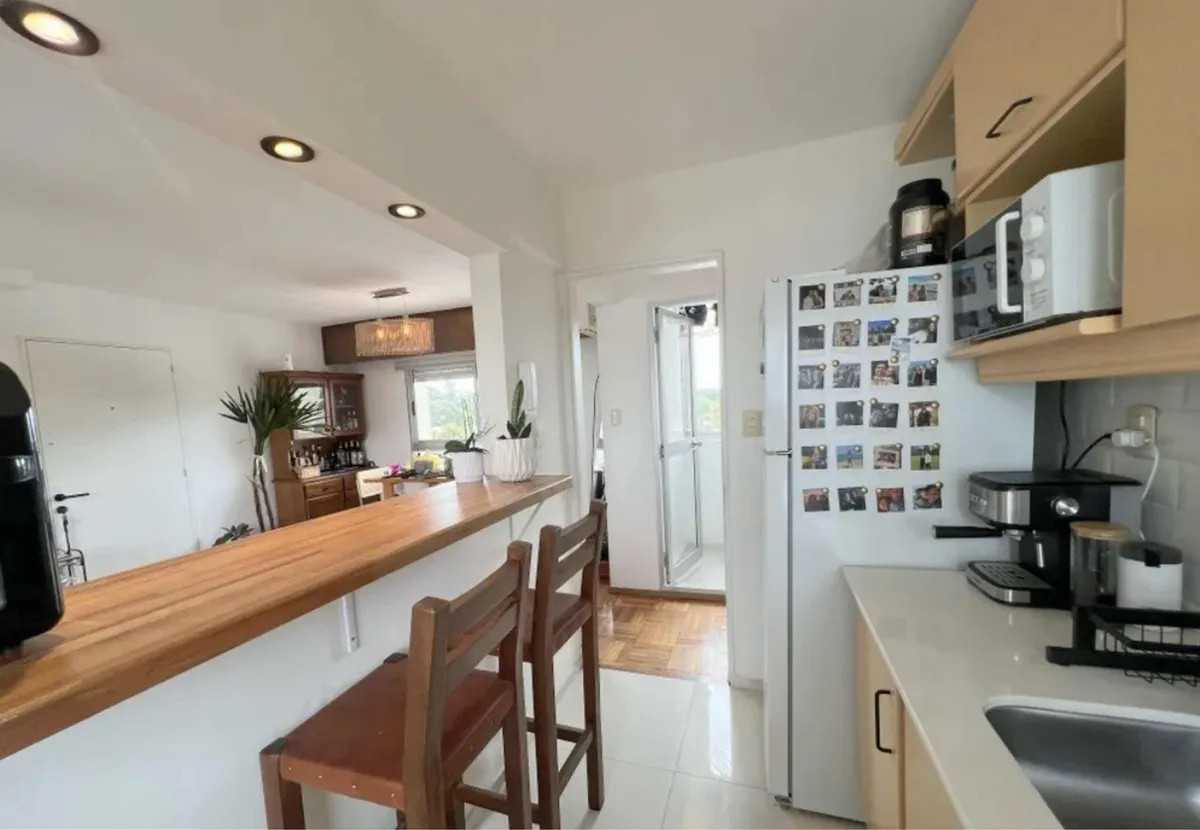 Apartamento ID.5124 - Alquiler Apartamento 2 Dormitorios Malvin con balcon 