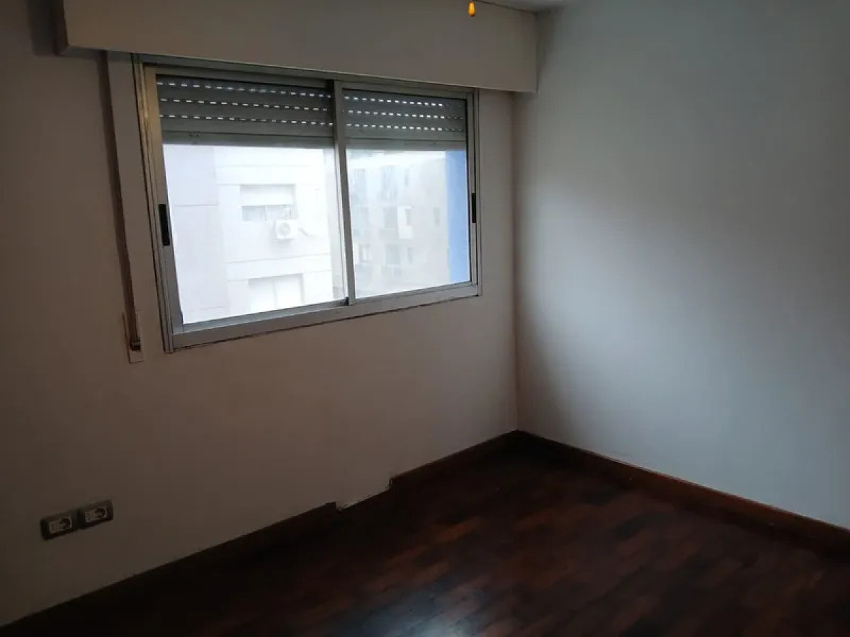Apartamento ID.6791 - Alquiler Apartamento 2 Dormitorios Tres Cruces con balcon