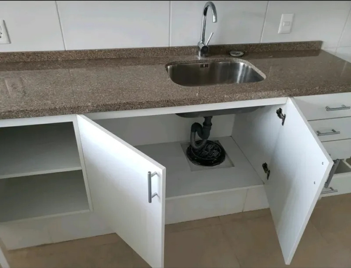 Apartamento ID.6617 - Venta con Renta Apartamento 2 Dormitorios Brazo Oriental
