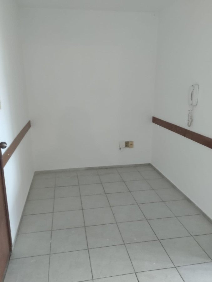 Apartamento ID.4324 - Alquiler Apartamento 4 Dormitorios Punta Carretas con Garaje