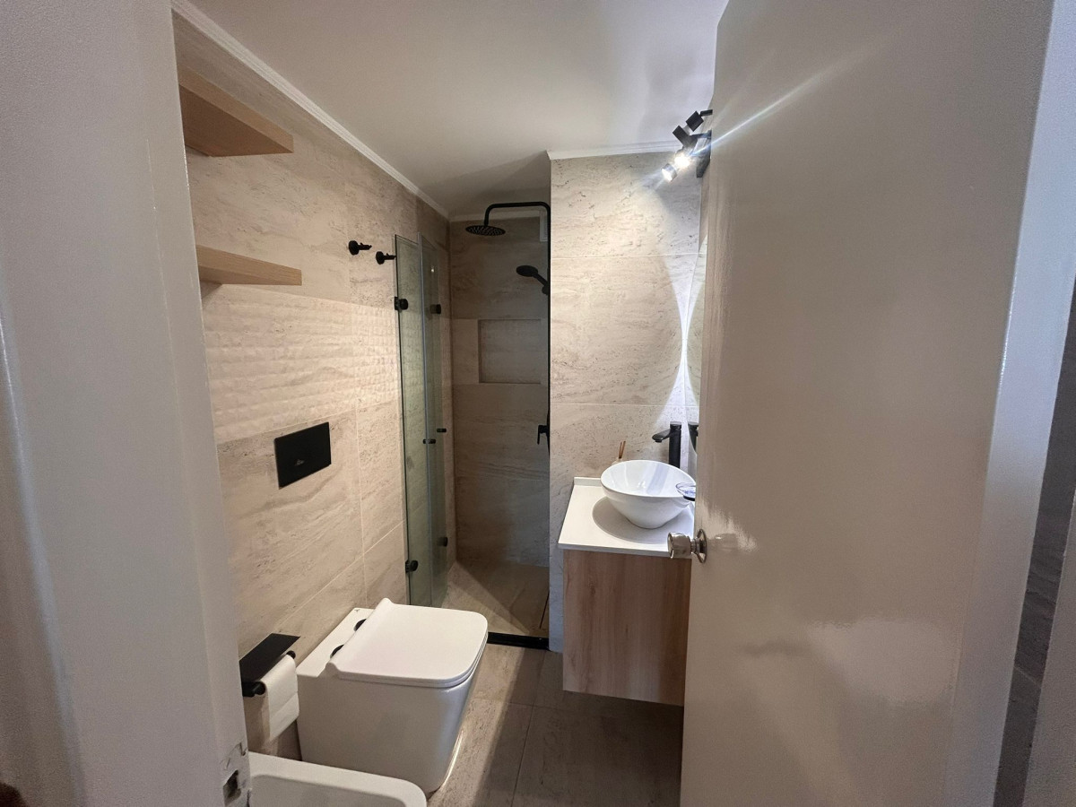 Apartamento ID.4766 - Alquiler Apartamento 4 Dormitorios Punta Carretas con garaje