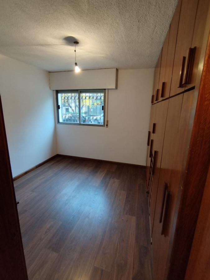 Apartamento ID.6185 - Alquiler Apartamento 3 Dormitorio La Blanqueada con patio