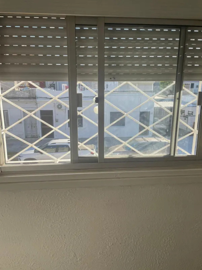 Apartamento ID.5196 - Alquiler Apartamento tipo Casa 2 Dormitorios La Blanqueada  