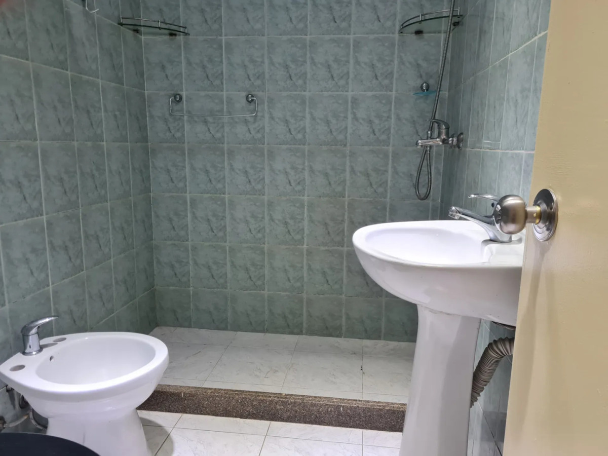 Apartamento ID.3245 - Alquiler Apartamento 2 Dormitorios Barrio Sur con Patio