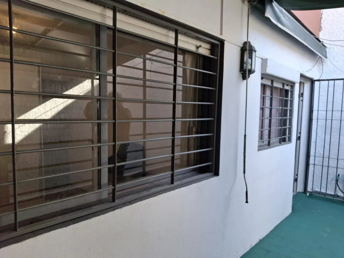 Apartamento ID.4780 - Alquiler Apartamento 2 Dormitorios Malvin con patio