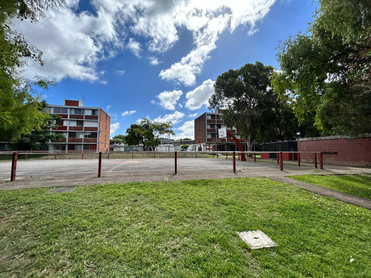 Apartamento ID.4109 - Venta Apartamento 3 Dormitorios Mercado Modelo Parrillero 