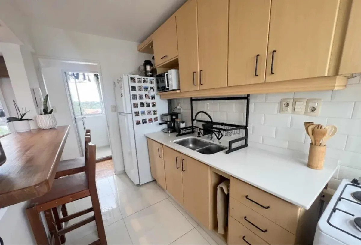 Apartamento ID.5124 - Alquiler Apartamento 2 Dormitorios Malvin con balcon 
