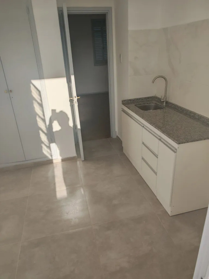 Apartamento ID.5322 - Alquiler Apartamento 1 Dormitorio Bella Vista en Complejo