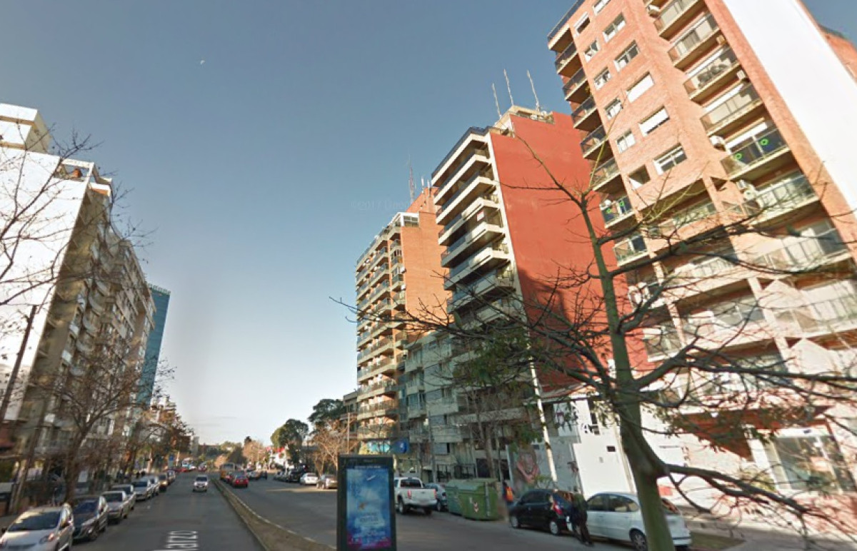 Apartamento ID.5217 - Alquiler Apartamento Monoambiente Pocitos con Patio