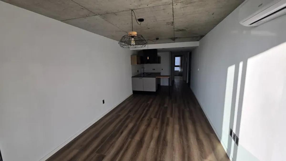 Apartamento ID.6754 - Alquiler Apartamento 1 Dormitorio Pocitos con balcon y garaje 