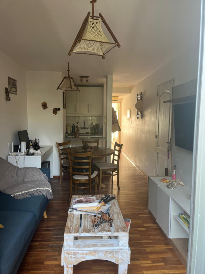 Apartamento ID.5843 - Alquiler Apartamento 1 Dormitorio Pocitos con Balcon 