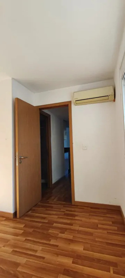 Apartamento ID.6668 - Alquiler Apartamento 2 Dormitorios Cordon con balcon