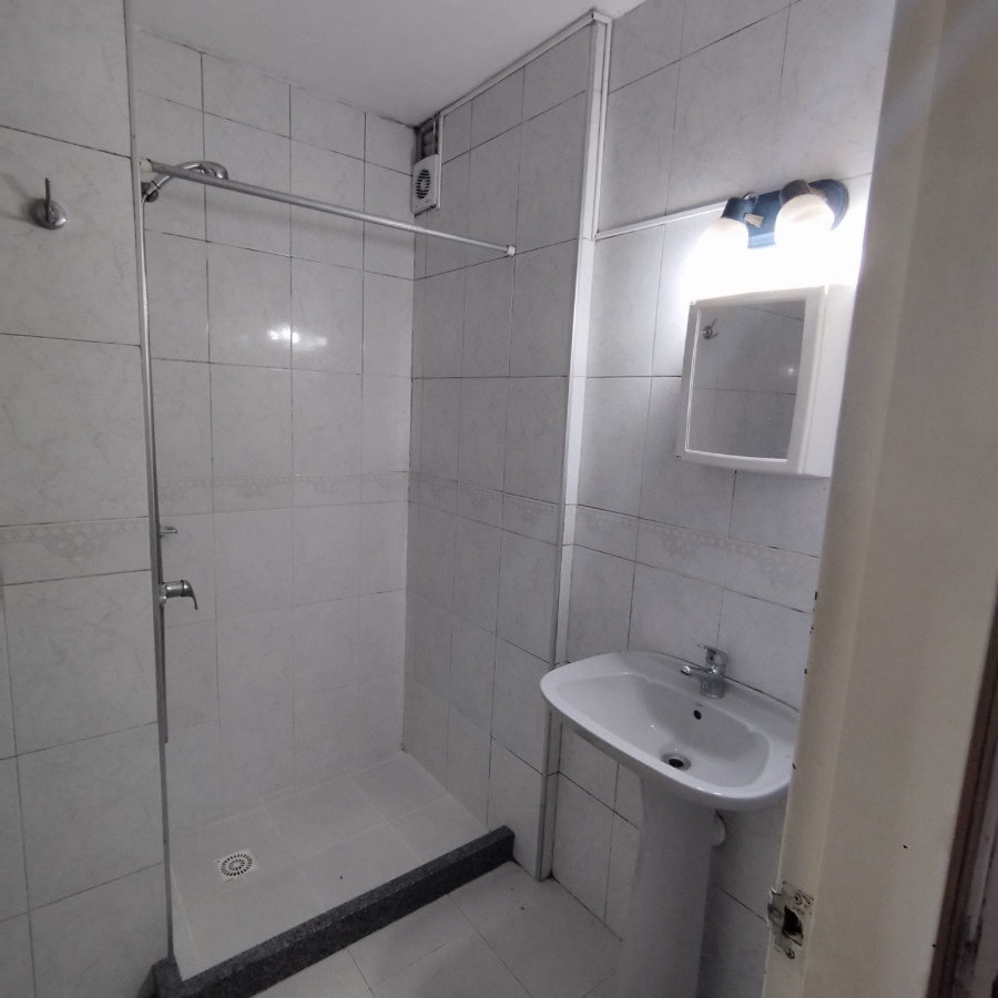 Apartamento ID.5252 - Alquiler Apartamento Monoambiente Pocitos con balcon