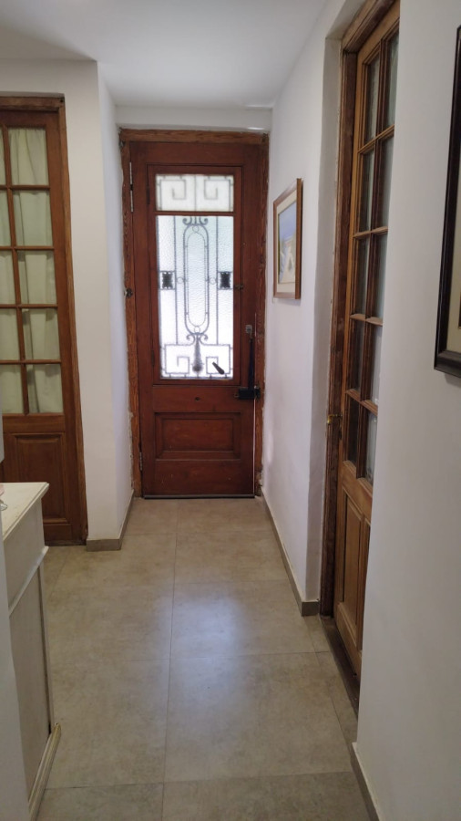 Casa ID.3174 - Venta Casa 5 Dormitorios Sayago con Barbacoa y Galpón