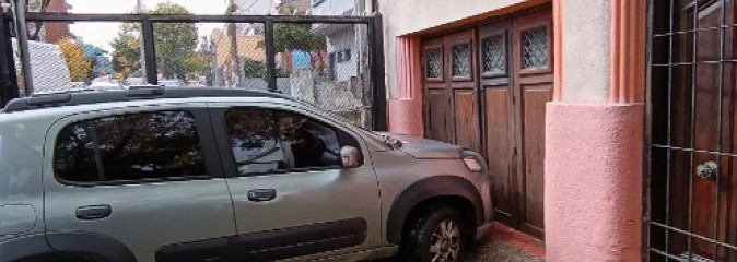 Venta Casa 2 Dormitorios La Blanqueada con Patio y Garaje