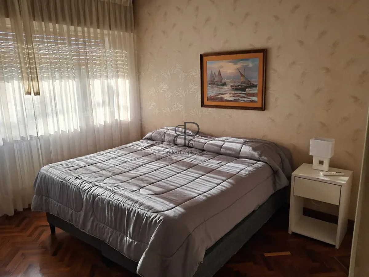 Casa ID.7032 - Alquiler Casa Amueblada 2 Dormitorios Punta Gorda cochera