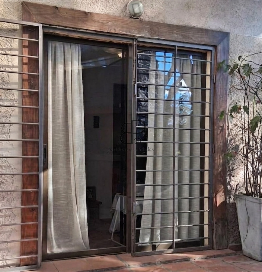 Casa ID.6845 - Venta Casa 2 Dormitorios Aguada con azotea con parrillero