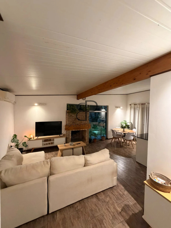 Casa ID.7100 - Alquiler Casa 2 Dormitorios Solymar con patio y cochera