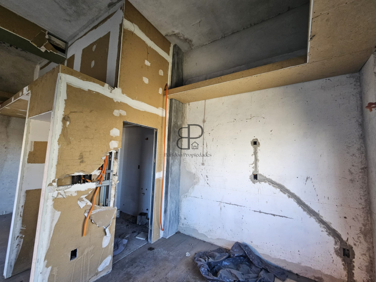 Casa ID.6900 - Venta Edificacion a Terminar Buceo Reforma 2 Monoambientes