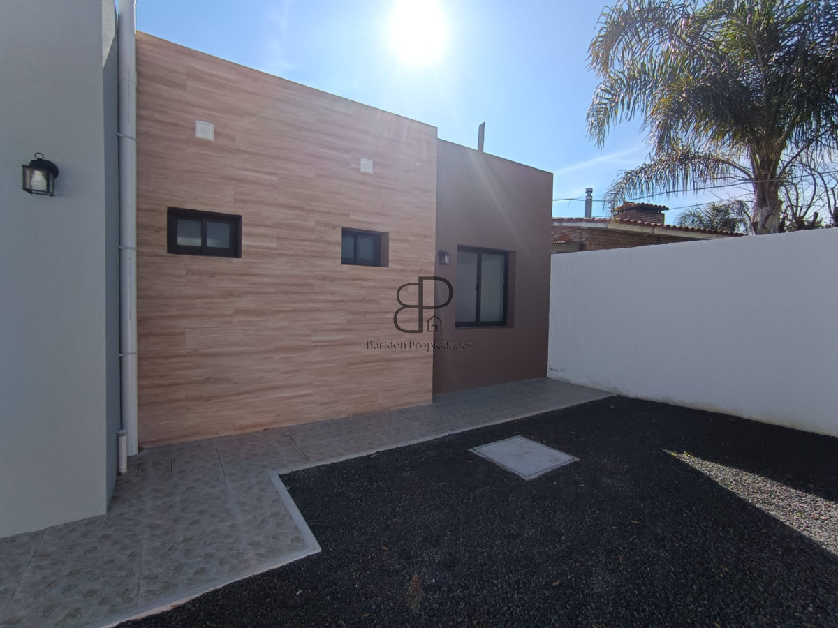 Casa ID.6886 - Venta Casa a Estrenar 3 Dormitorios Lomas de Solymar parrillero